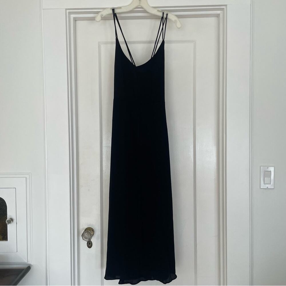 Mod Ref Women's Small Cross back Straps Midi black dress. Side Zipper Lined NWT